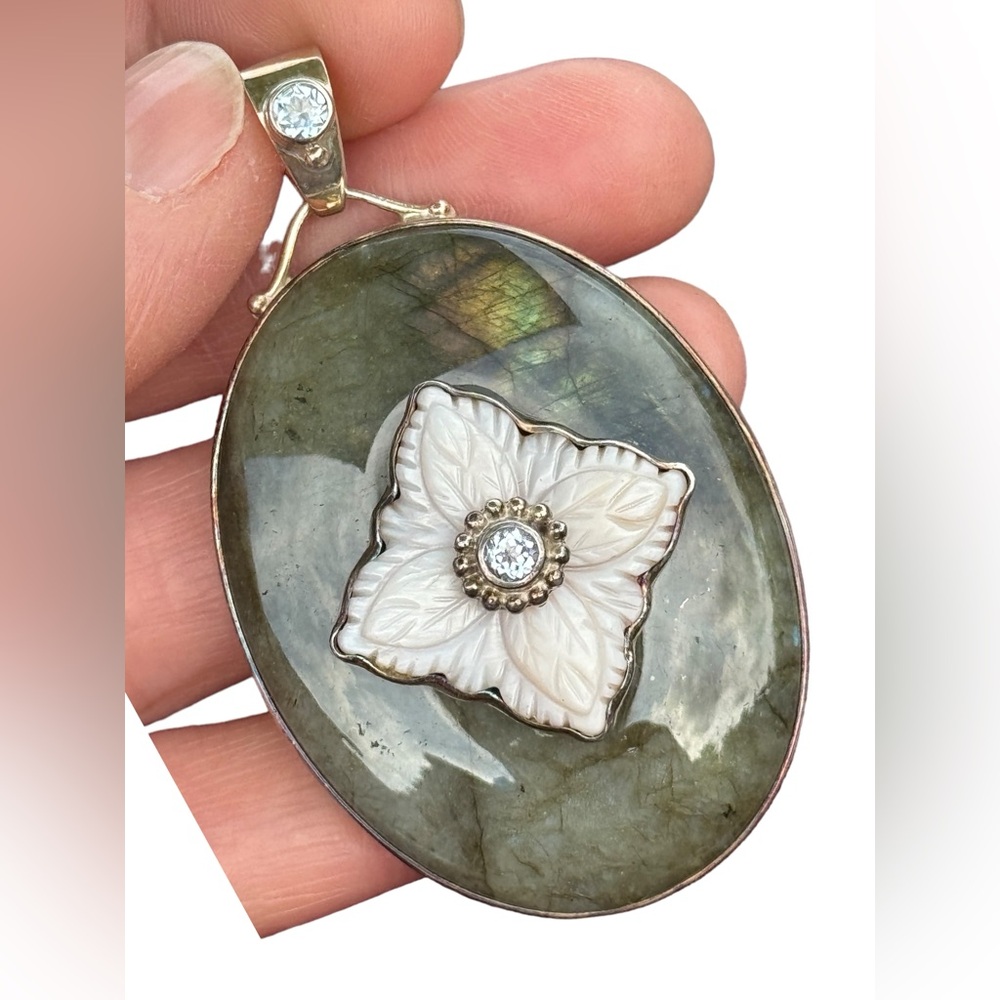 RARE  Sajen 925 Sterling silver pendant Labradoritw MOO Moonstone Bali Handmade